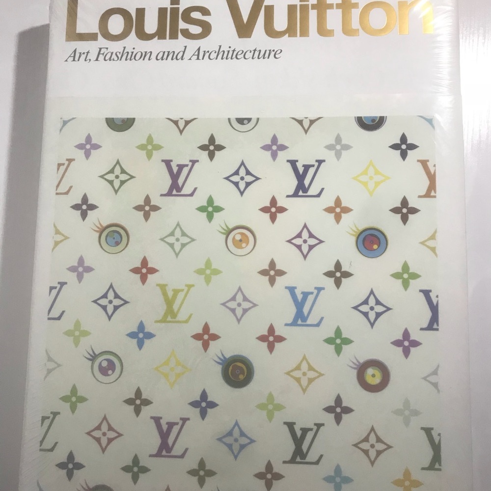 Sexy Art Book Louis Vuitton Fashion & Architecture